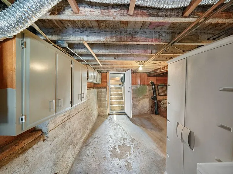 44 Bradford St — Photo 32
