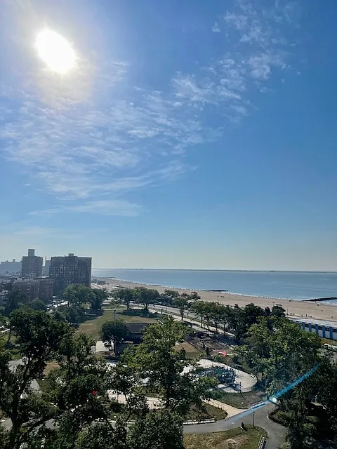 501 Surf Ave #21