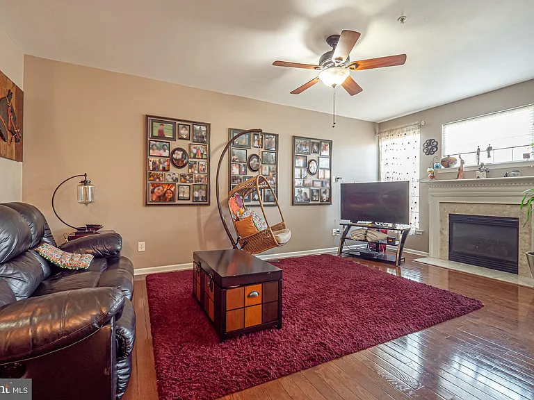 227 Birchwood Dr — Photo 6