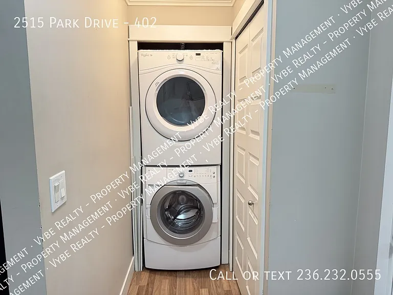 2515 Park Dr #402 — Photo 13