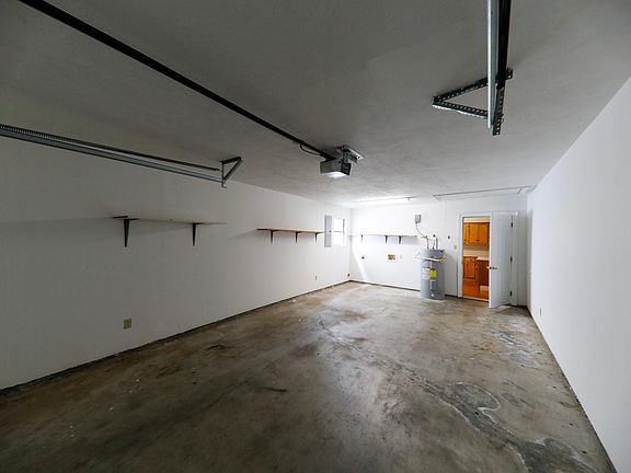 5th image of 3712 Kerry Cir