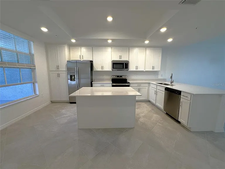 14231 Heritage Landing Blvd #1918 — Photo 4