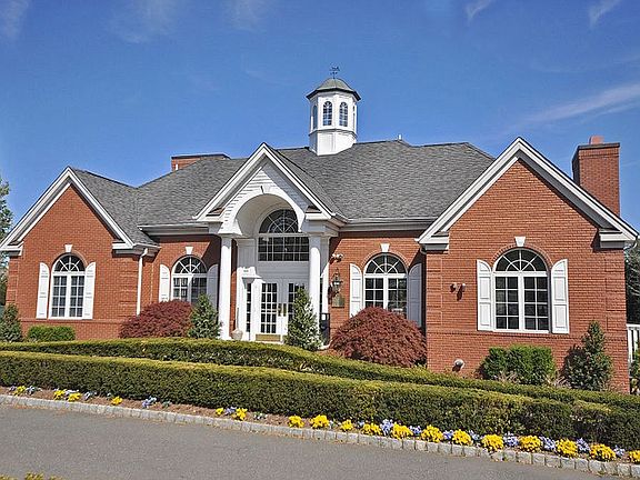 5th image of 109 Barclay Dr