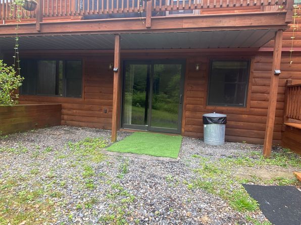 2233 Middle Rd #B