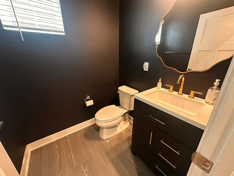 1668 Burtonwood Dr — Photo 14
