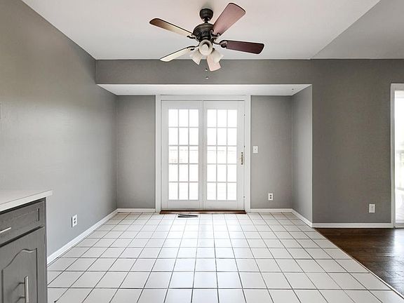 2nd image of 5611 N 116th Cir