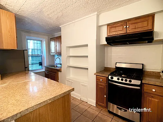 Rented by Triplemint | media 37