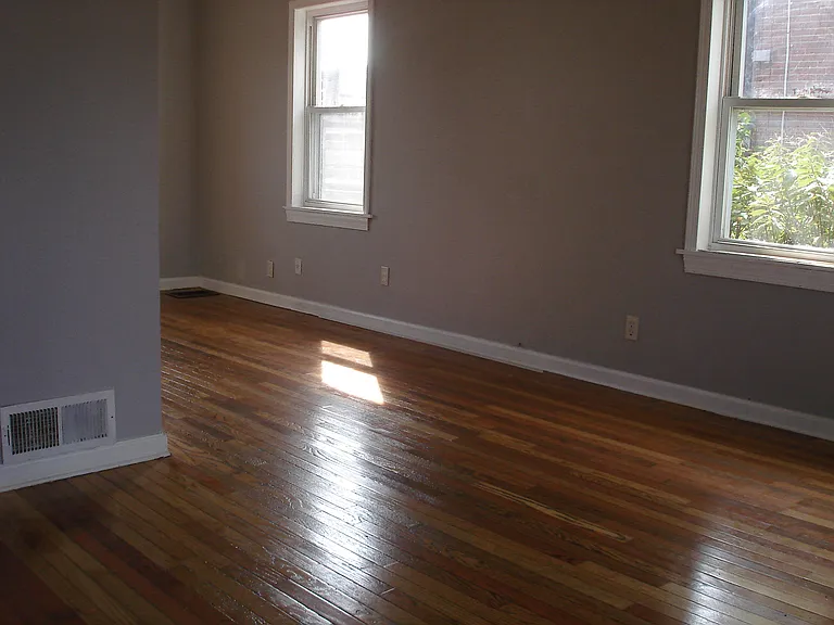 5229 Patrick Henry Dr — Photo 4