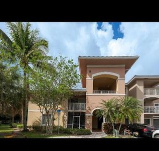 6556 Emerald Dunes Drive #207, West Palm Beach, FL, 33411