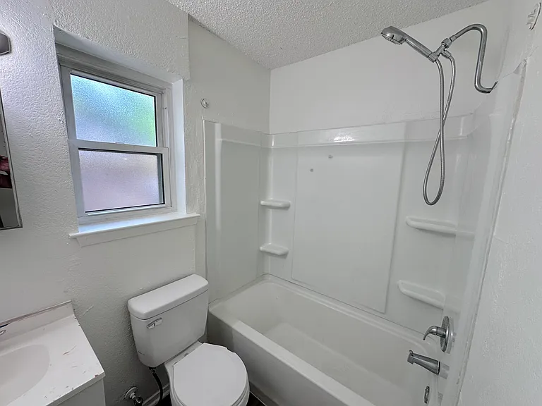 5408 Helmick Ave #5408 — Photo 3