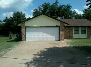 8740 Parkridge Dr, Oklahoma City, OK 73141