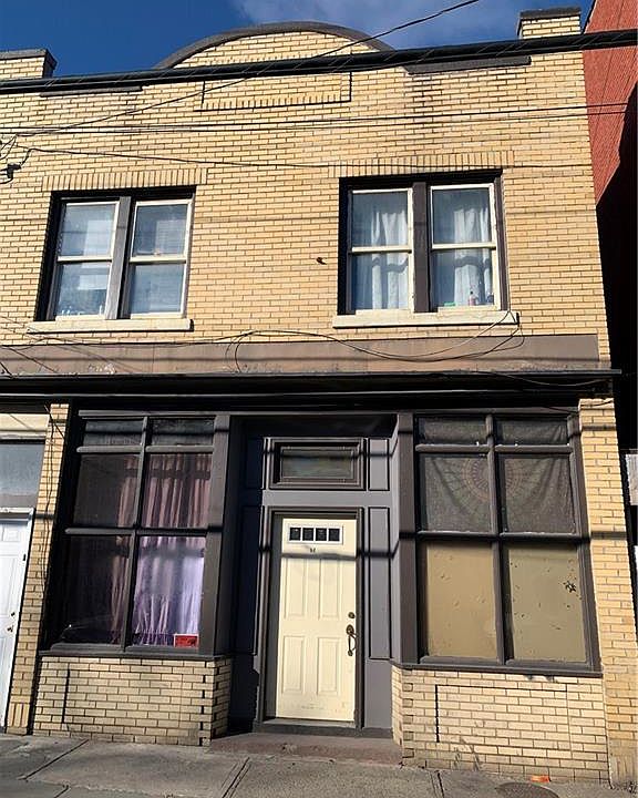 1st image of 84 William St