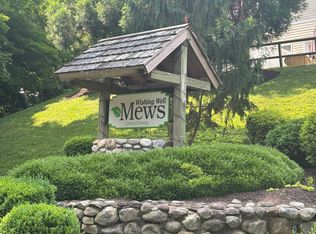 21 Wishing Well Ln #21, New Milford, CT 06776