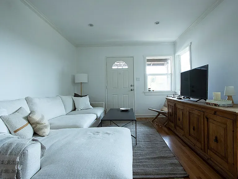 3259 La Clede Ave #3261-1/2 — Photo 8
