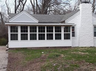 1737 E Elm St, Springfield, MO 65802