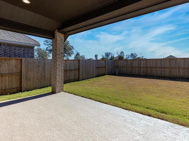 5034 Morrison Dr — Photo 29