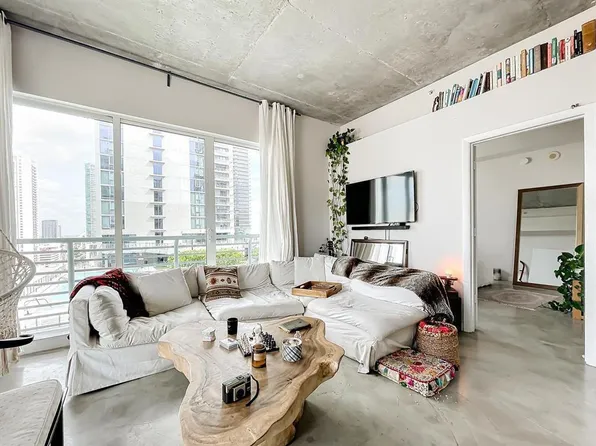 234 NE 3rd St, Miami, FL