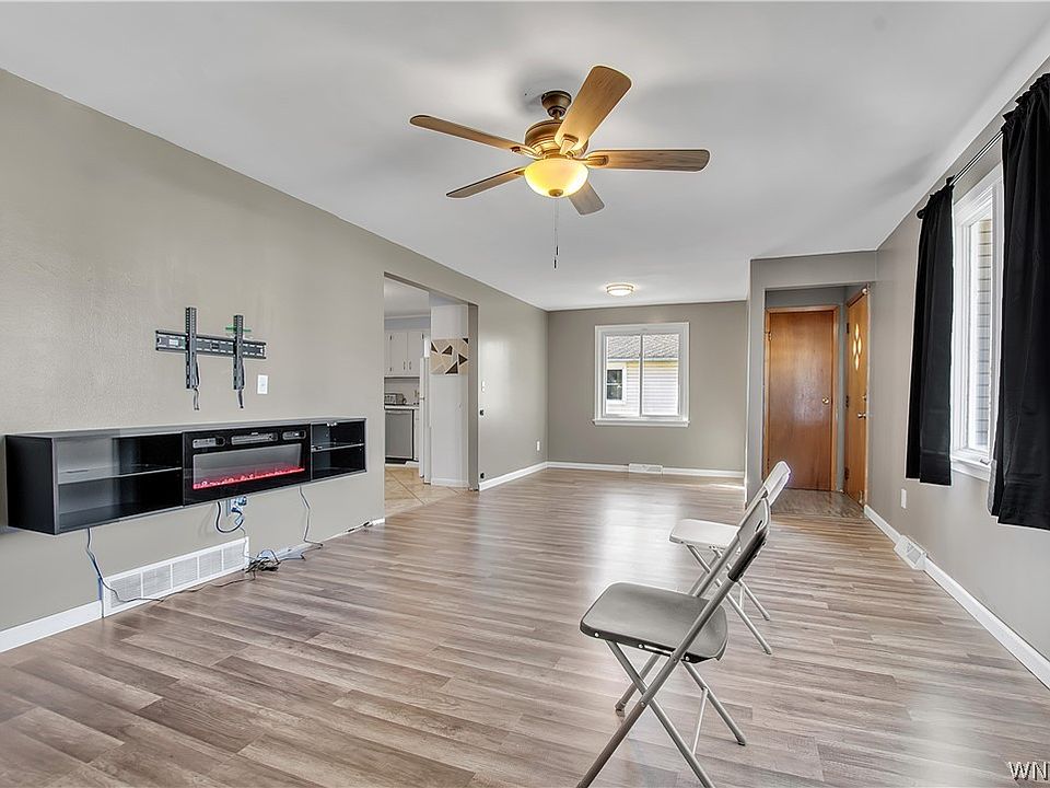 51 Crandon Blvd, Cheektowaga, NY 14225 Zillow