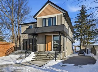 20 Lakeshore Dr, Stoney Creek, ON L8E 5C7