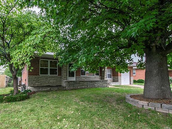 3rd image of 3931 Cordes Dr