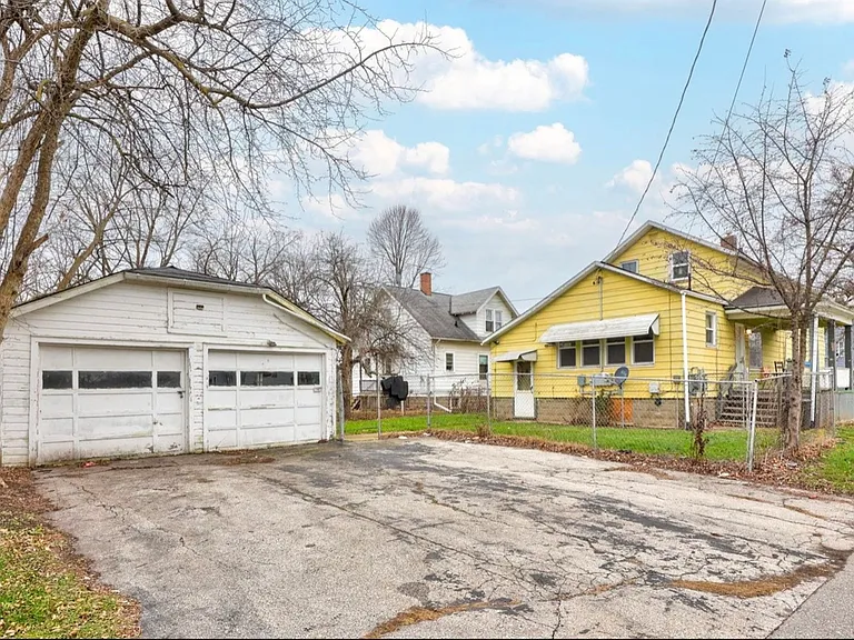 926 N Porter St — Photo 10
