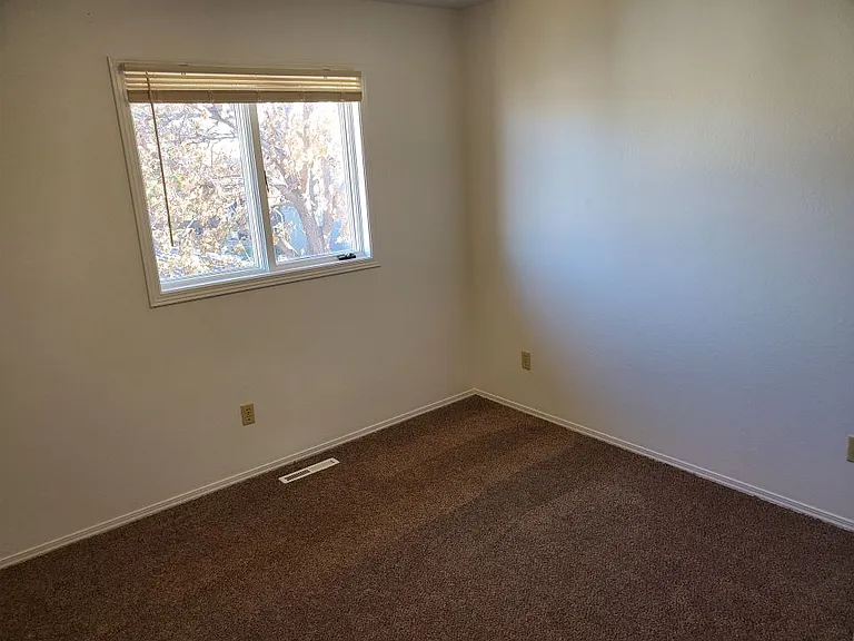 1355 Quartz Pl — Photo 5