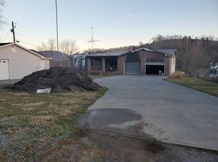 220 Patton Rd, North Tazewell, VA 24630