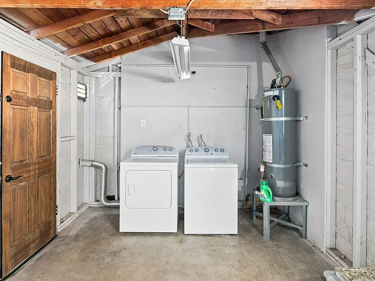 620 Minot Ave — Photo 38