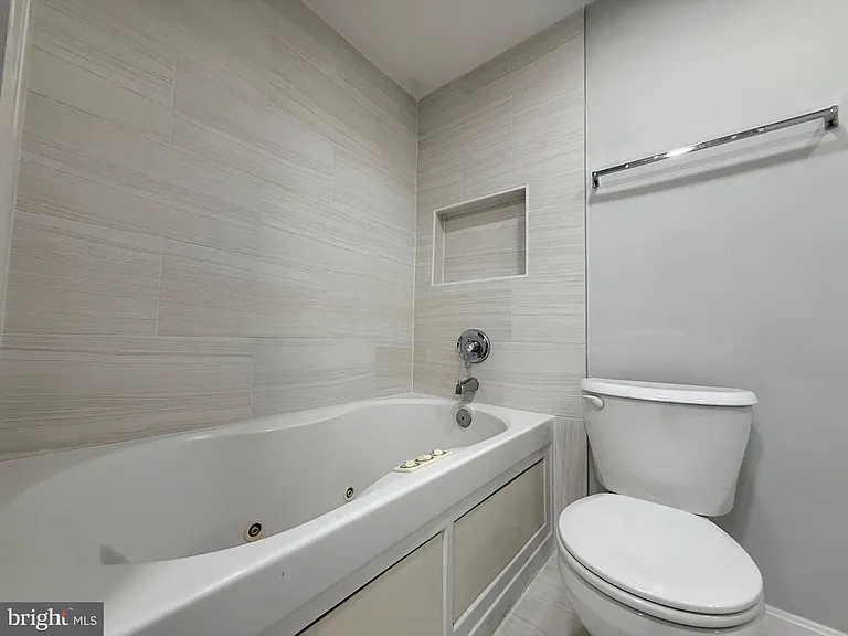 14713 Flints Grove Pl — Photo 36