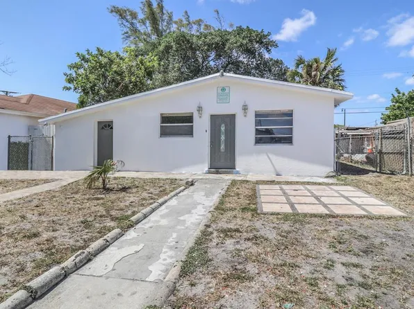 3017 NW 2nd St, Pompano Beach, FL 33069