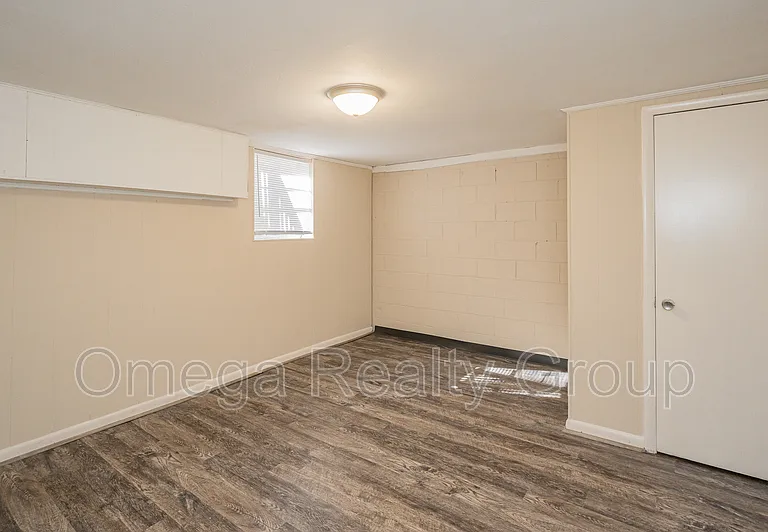 1313 Oak Ter — Photo 45