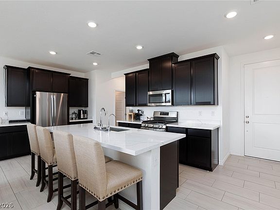 4th image of 7792 Vino Vranec Ct