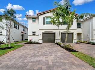 6709 Broadwater Ln, Lake Worth, FL 33467