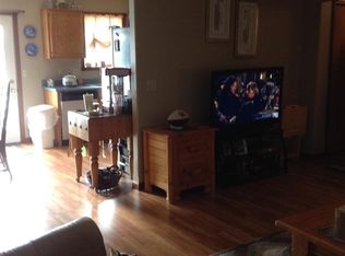 411 Prairie Ln, Fremont, IN 46737