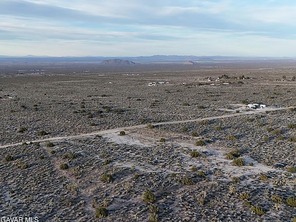 4th image of Fort Tejon Rd