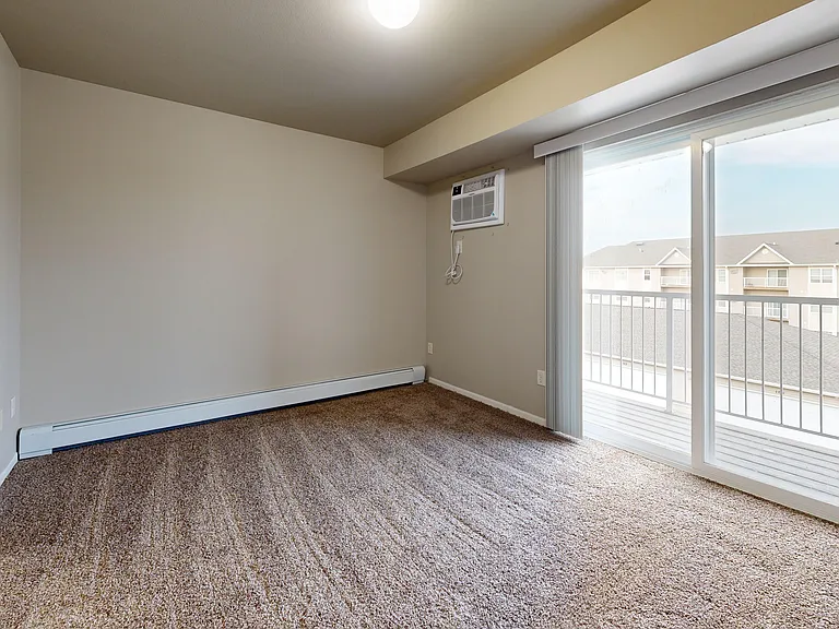 Timber Cove Apartments — Photo 17