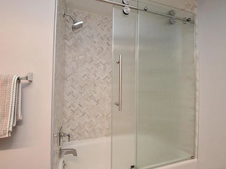 5000 Montrose Blvd #12B — Photo 11