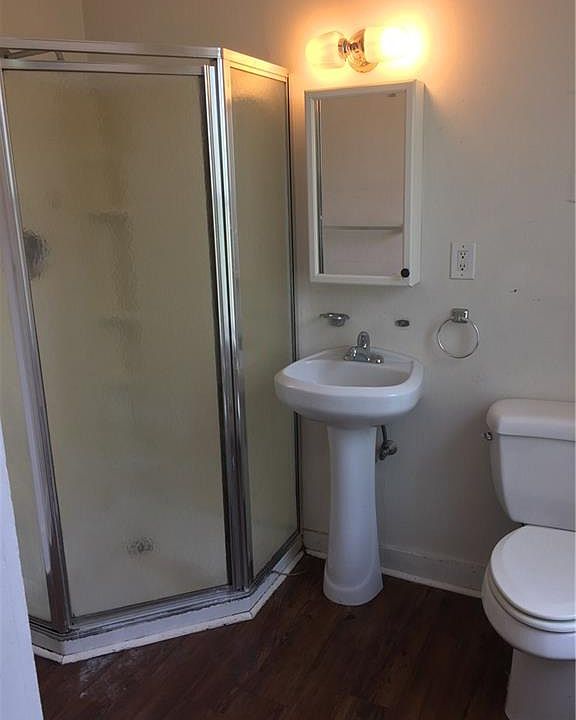 2nd image of 979 State St APT 2A