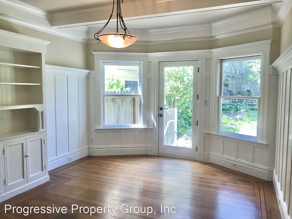 1st image of 325-329 Webster St #327
