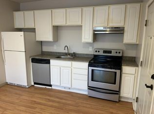 50 Gates Ave #2B, Victory Mills, NY 12884