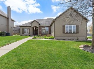 20815 W 99th St, Lenexa, KS 66220