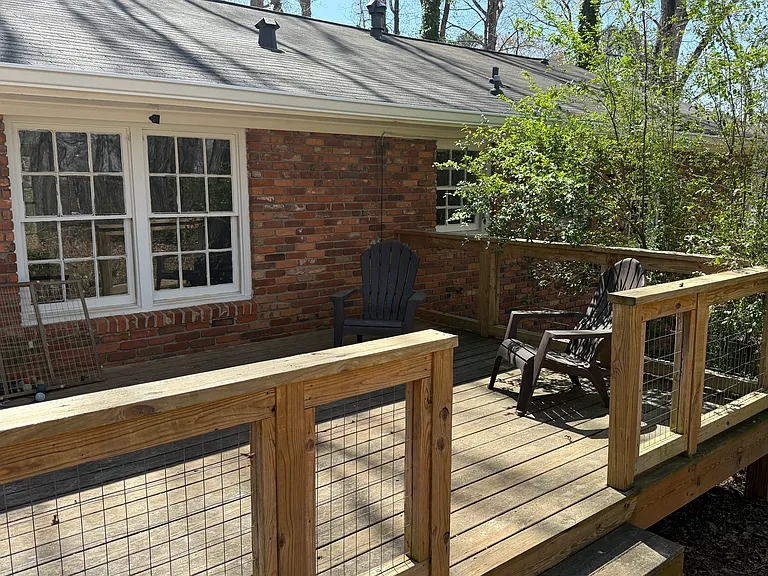 101 College Cir — Photo 12