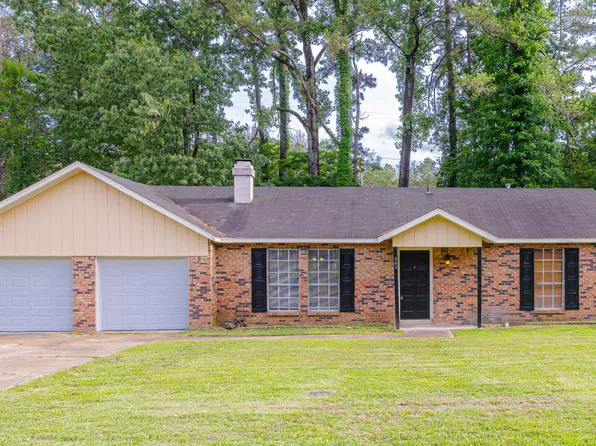 965 N Valley Falls Rd, Jackson, MS 39212