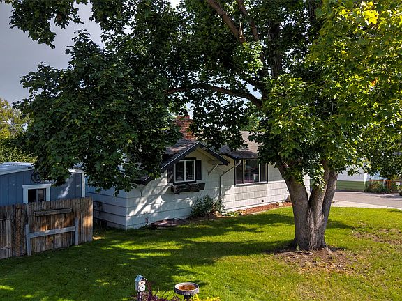 3rd image of 2406 Spurgin Rd