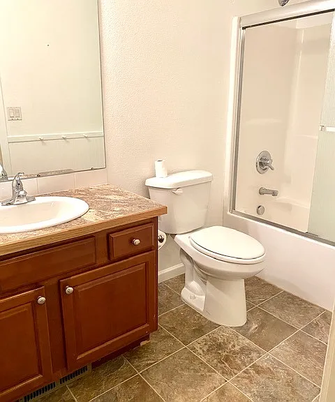 1834 Brookside Ave NW — Photo 5