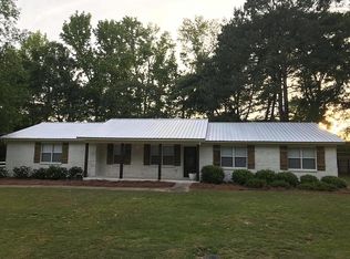 222 Meadowview Cir, Clanton, AL 35045