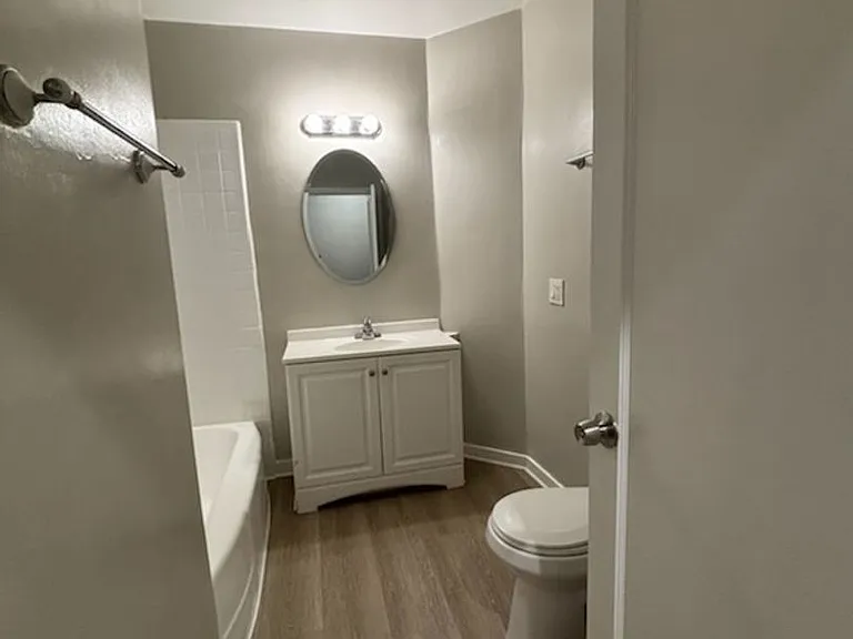 1790 W Linden St #1 — Photo 10