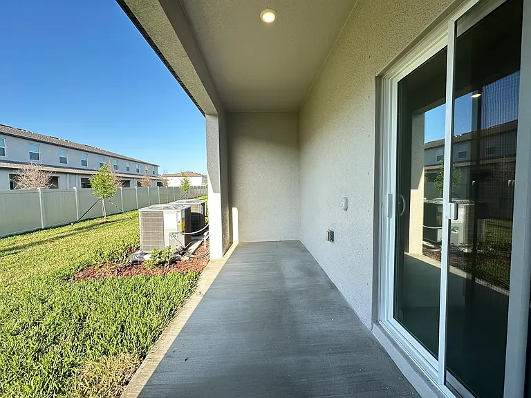 2655 Buttercup Lucine Ln #2655 — Photo 8