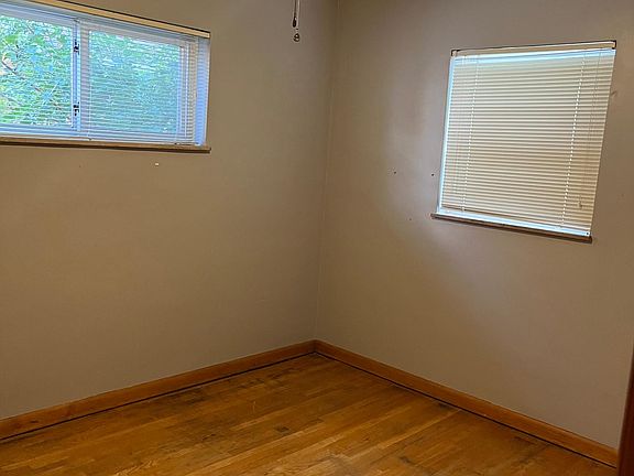 3rd image of 5785 Biscayne Ave