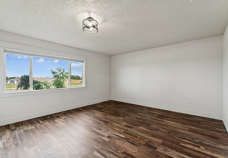 10996 Willis Rd — Photo 13